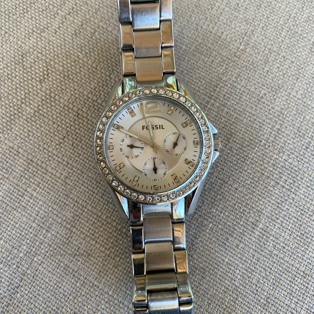 Fossil watch